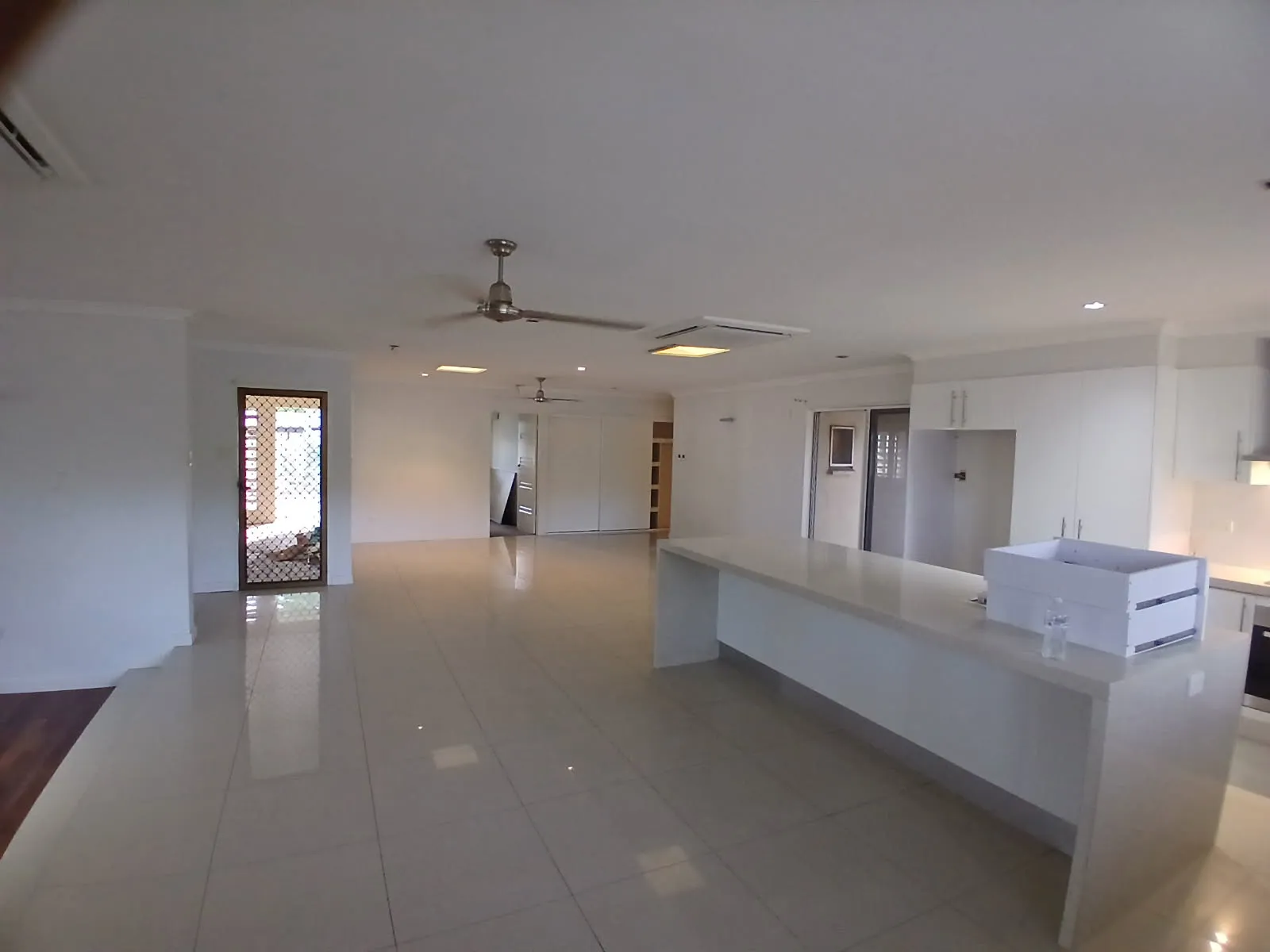 Spotless bond clean result in a Townsville rental